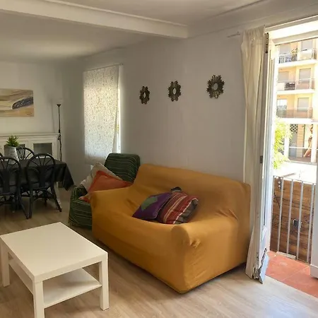 Beautiful Centric Townhouse 아파트