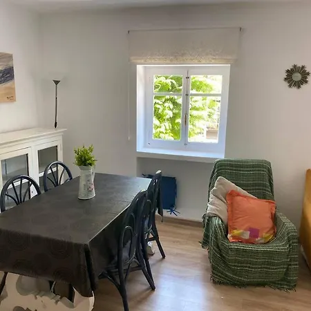 아파트 Beautiful Centric Townhouse *