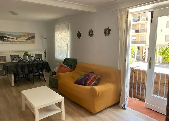 Beautiful Centric Townhouse Διαμέρισμα