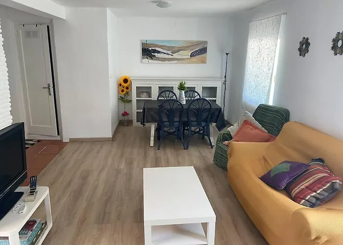 Beautiful Centric Townhouse * Denia